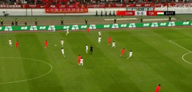 U23国足半场2-0领先塔吉克斯坦 木塔力甫2分钟闪击 张瑷晖头槌破门