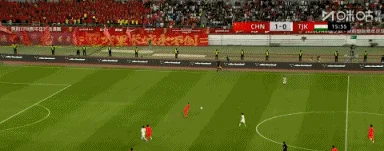 U23国足半场2-0领先塔吉克斯坦 木塔力甫2分钟闪击 张瑷晖头槌破门
