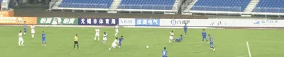 无锡吴钩1-1梅州客家,周耘屹破门,杨超声扳平比分