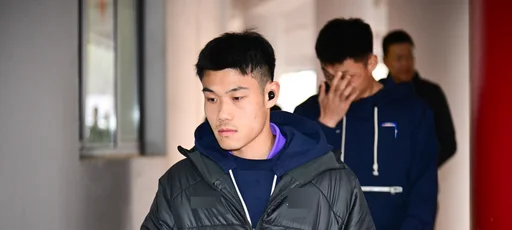 津媒:津门虎队夏窗人员调整暂无定论 石炎拉伤不能参与合练